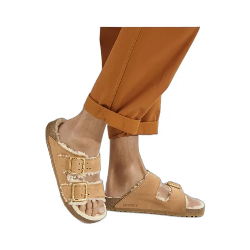 Double-Button Slippers
