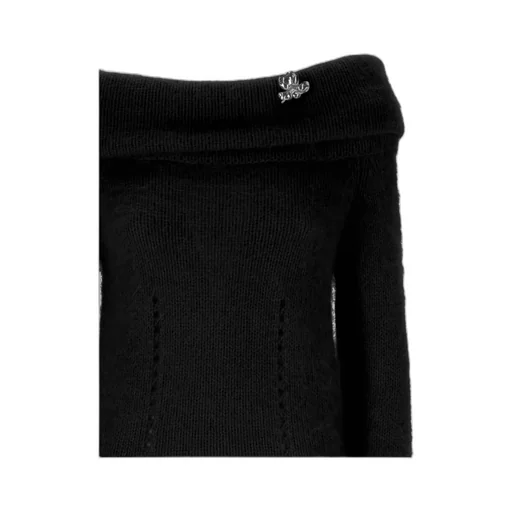 Off-Shoulder Knitted Cropped Top