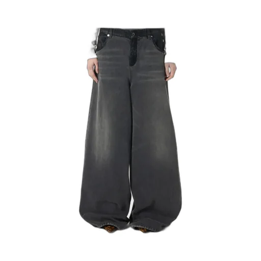 Wide-Leg Jeans