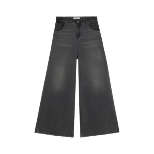 Wide-Leg Jeans