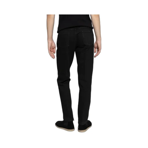 Frayed Hem Slim Fit Jeans