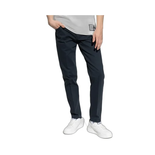 Logo Tag Frayed Hem Jeans