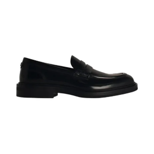 Logo Plaque Round Toe Loafers