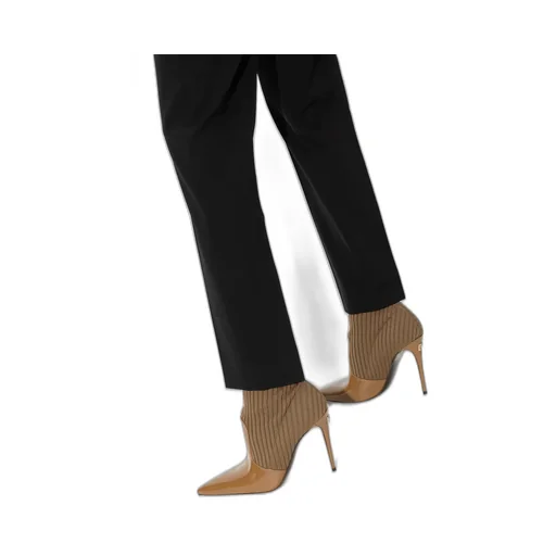 Pointed-Toe Heeled Boots