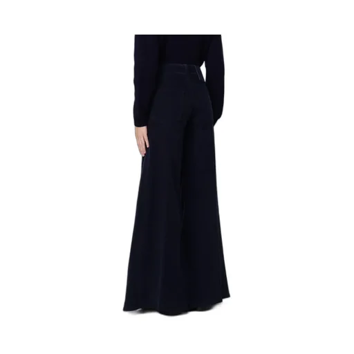 Wide-Leg Jeans