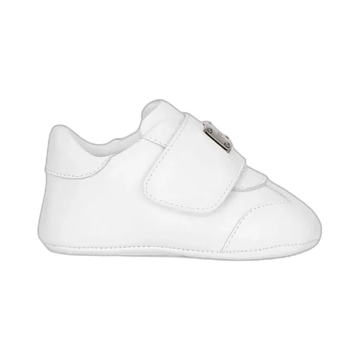 Logo Plaque Round Toe Sneakers