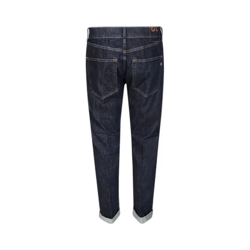 Slim-Fitting Jeans
