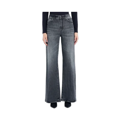 Flared Jeans