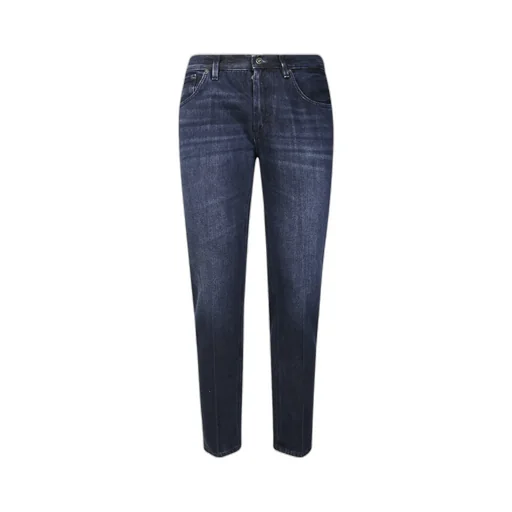 Slim-Fitting Jeans