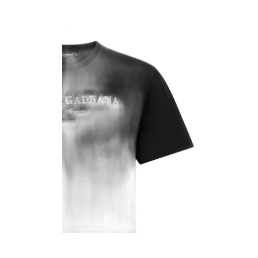 Short-Sleeved T-Shirt