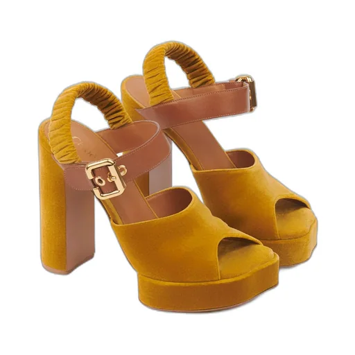 Aria Sandals