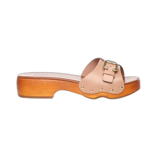 Jeannette Flat Sandals