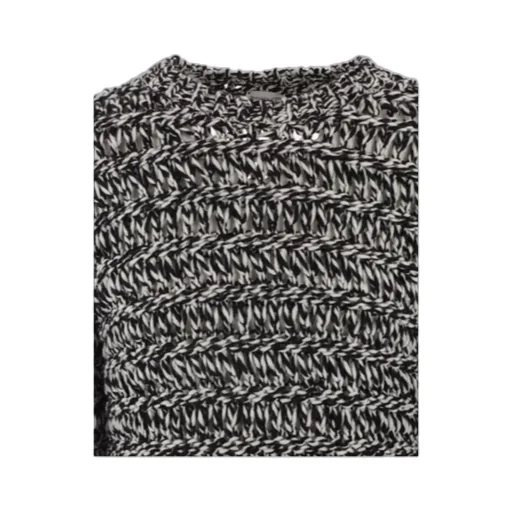 Round Neck Long-Sleeved Sweater