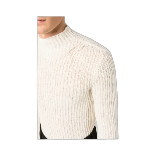 High-Neck Long-Sleeved Sweater