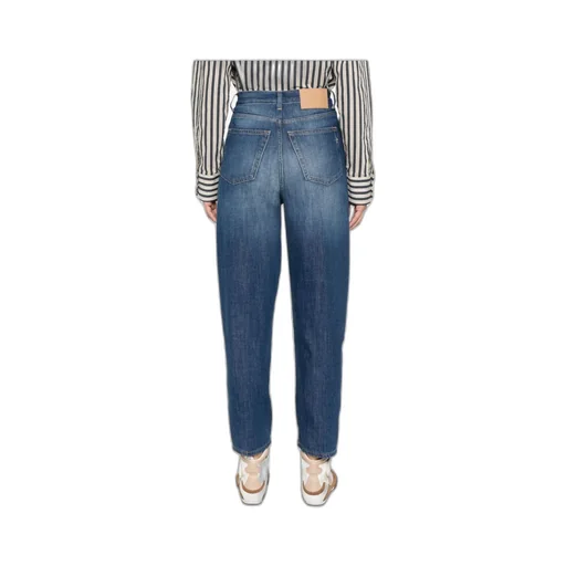 Belt-Loop Jeans
