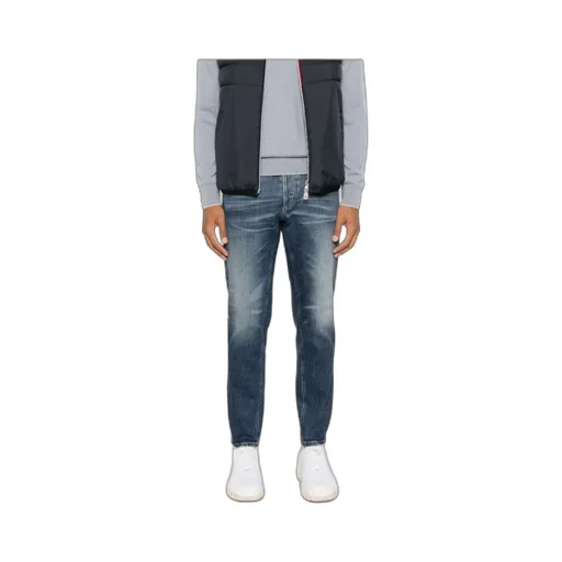 Belt-Loop Jeans