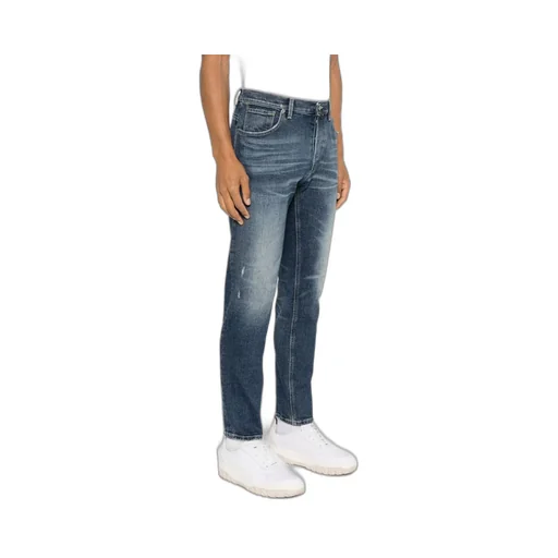 Belt-Loop Jeans