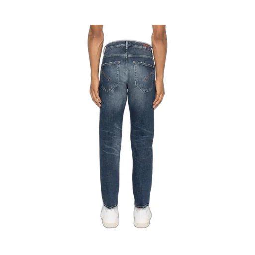 Belt-Loop Jeans