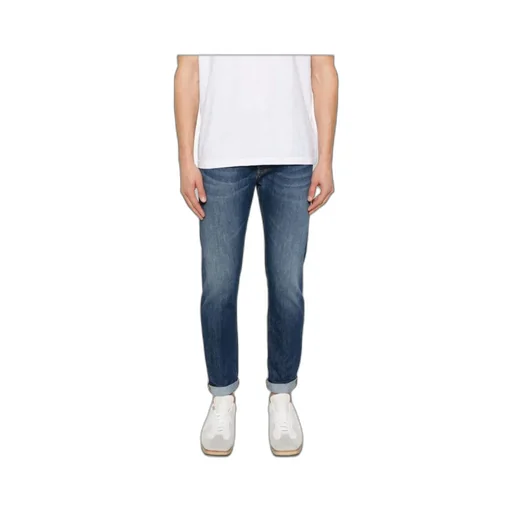 Belt-Loop Jeans
