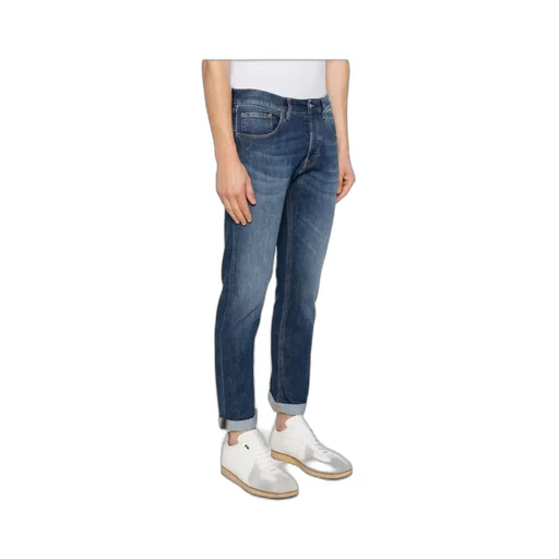 Belt-Loop Jeans