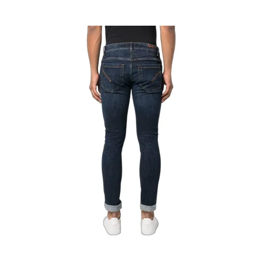 Button Detailed Slim-Cut Jeans
