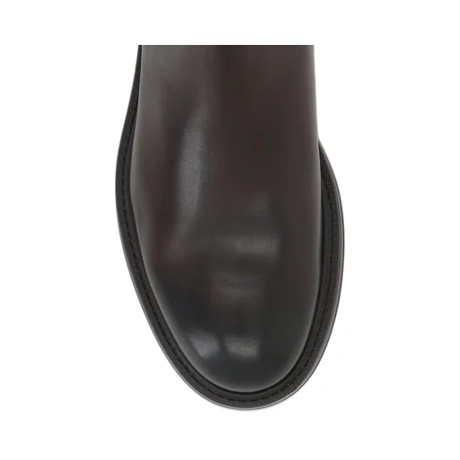 Round Toe Chelsea Boots