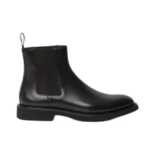 Round-Toed Ankle Boots