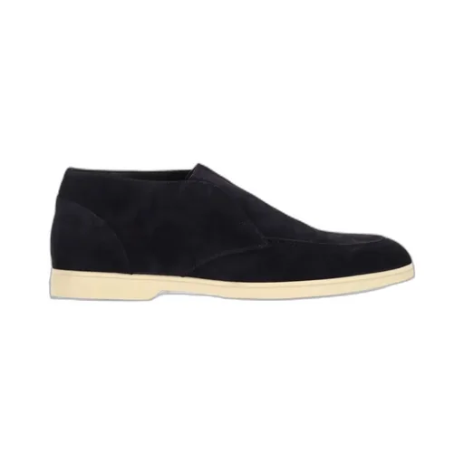 Round Toe Casual Shoes