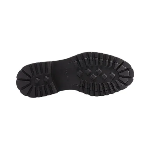 Two-Hole Round-Toe Lace-Up Shoes