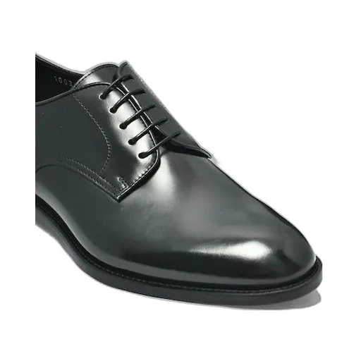 Round-Toe Lace-Up Oxford Shoes