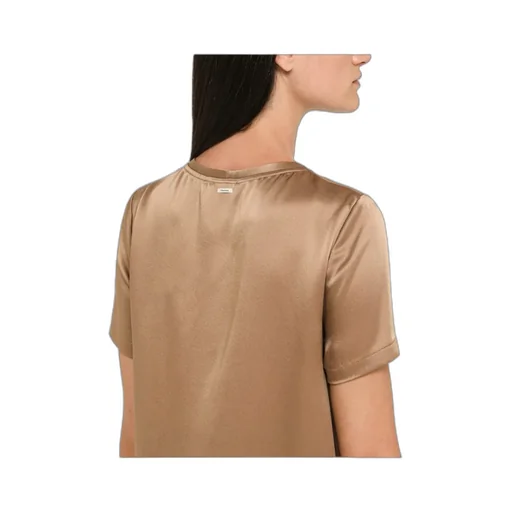 T-Shirt With Round Neck And Short Sleeves