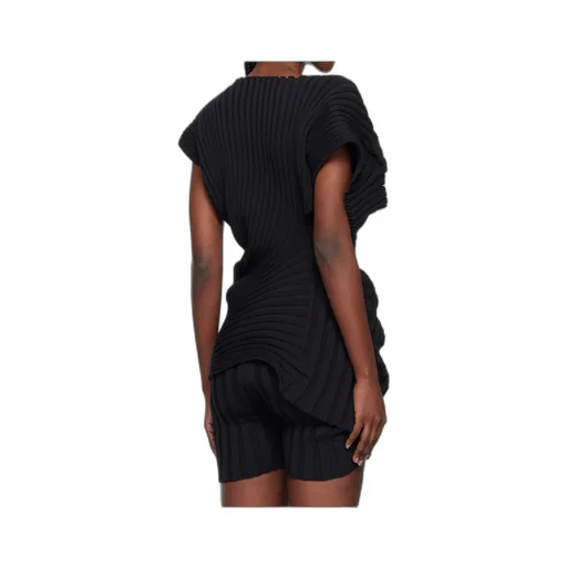 Ribbed Asymmetric Top