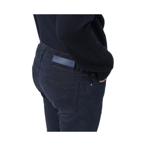 Logo-Patch Straight-Leg Jeans