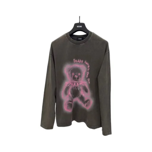 Long-Sleeved Sweatshirt