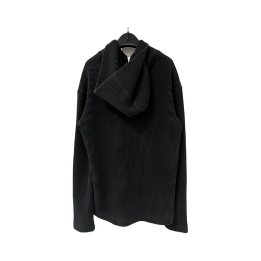 Long-Sleeved Zipper Sweater