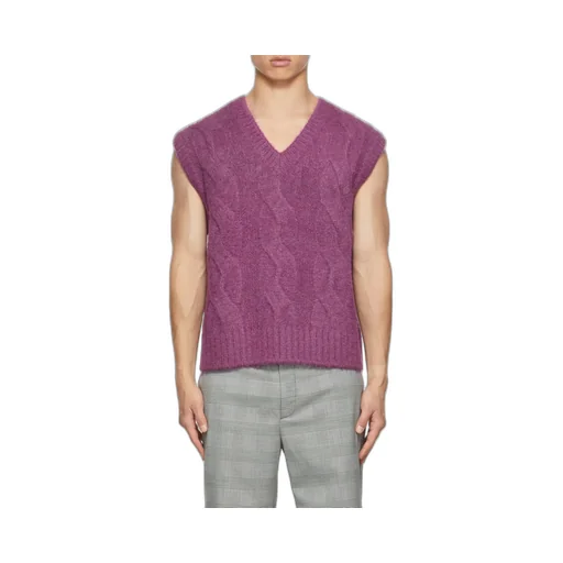 Sleeveless Pullover