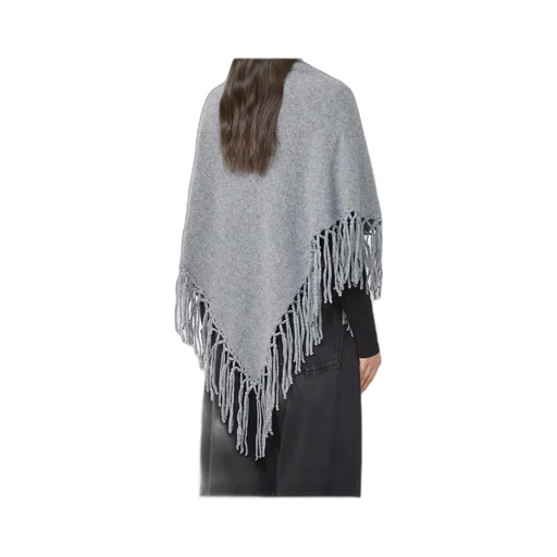 Wool Shawl With Fringes