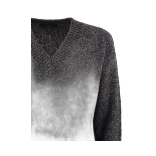Visita V-Neck Knitted Jumper