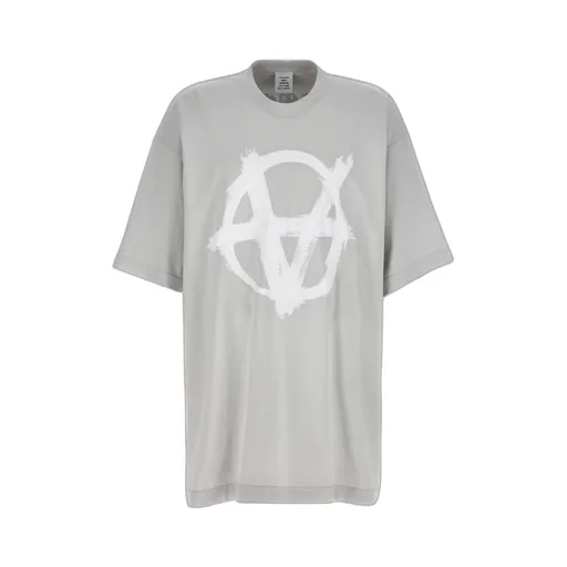 Short-Sleeved T-Shirt