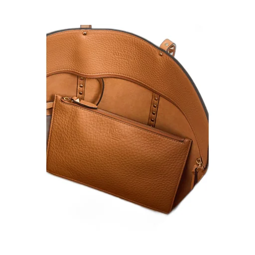 Rockstud Shopping Bag In Grainy Calfskin