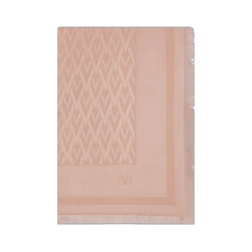 Toute La V Frayed Edge Scarf