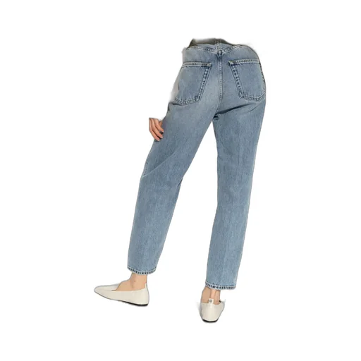 Straight Jeans