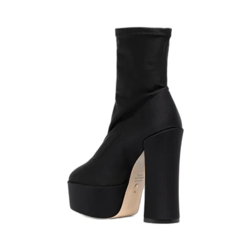 Block-Heeled Round-Toe Boots