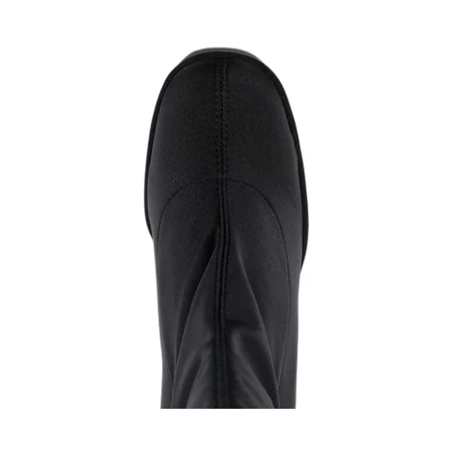 Block-Heeled Round-Toe Boots