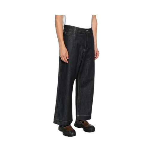 Belt-Loop Jeans