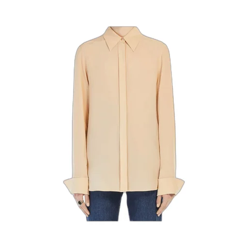 Buttoned Long-Sleeved Shirt