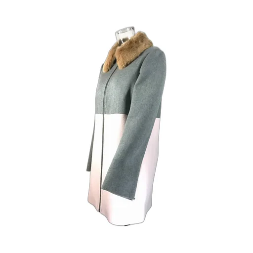 Logo Coat