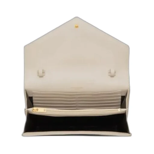 Cassandre Matelassé Chain Wallet