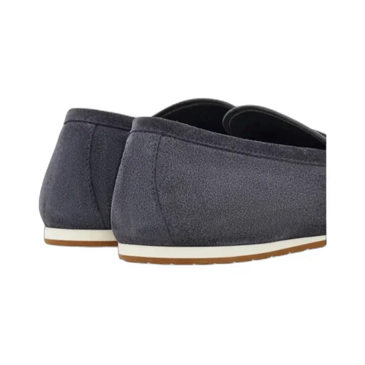 Hug Buckle Loafer