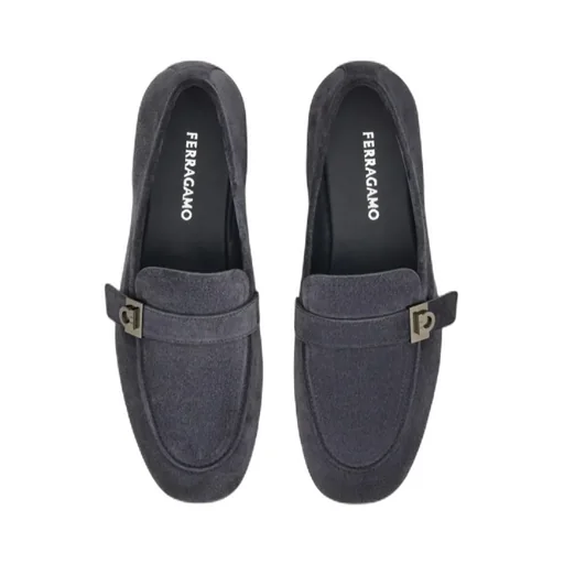 Hug Buckle Loafer